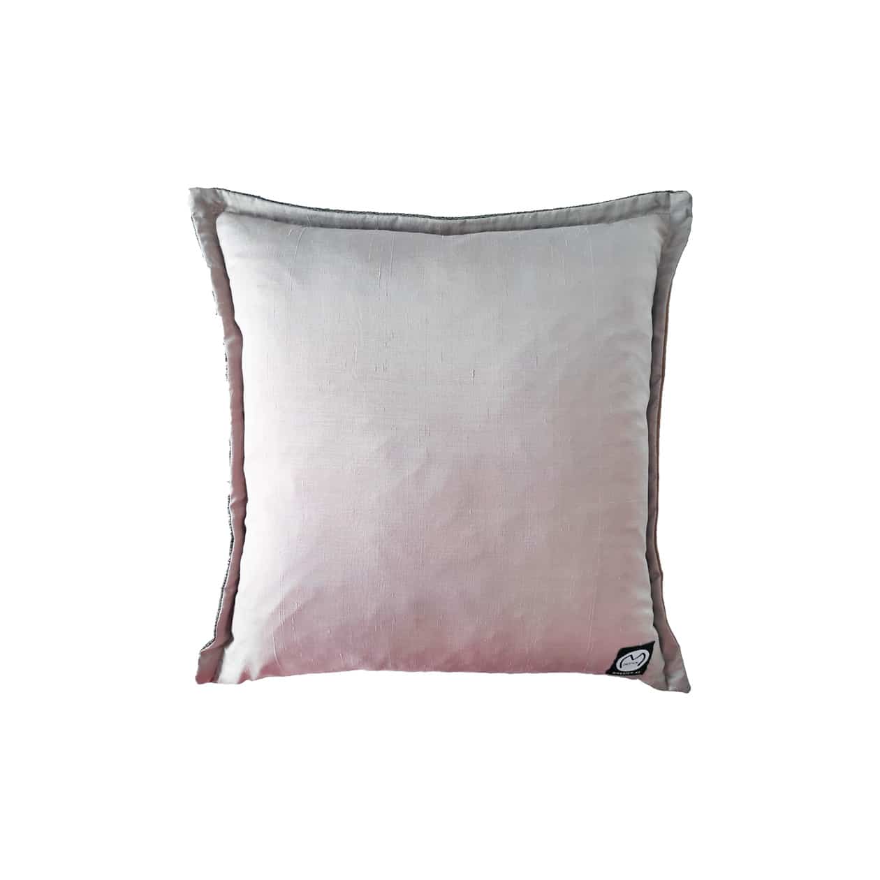 beige-decor-pillows